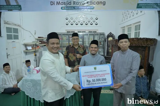 Safari Ramadan Sekdaprov Sumbar Berakhir di Masjid Raya Kacang