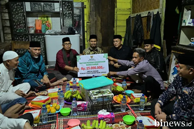 Sahur Tak Terduga untuk Penjual Es Tebu di Pariaman, Mahyeldi Datang Bawa Bantuan Bedah...