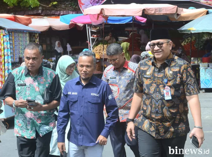 Sekda Andree Alqamar Bersama Ombudsman RI Perwakilan Sumbar Tinjau Pasar Raya Fase VII