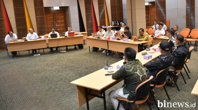 Semen Padang Sosialisasikan Produk Unggulan ke Camat dan Wali Nagari se-Kecamatan...