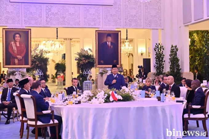 Seskab Teddy Tegaskan Tidak Ada Minuman Beralkohol dalam Jamuan Presiden Macron di Jakarta