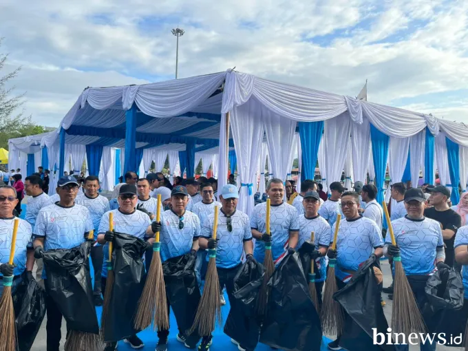 Sinergi Demi Pantai Lestari: Polda Sumbar Catat Rekor MURI pada Peringatan Sumpah Pemuda...