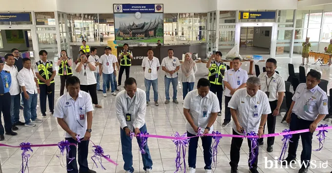 PT Kereta Api Indonesia (Persero) Divre II Sumatera Barat...