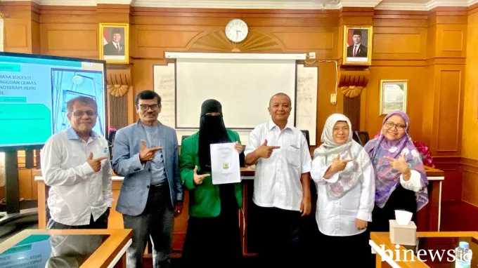 Sukses Pertahankan Tesis, Sisca Oktri Santi Jadi Lulusan Magister Linguistik FIB Unand