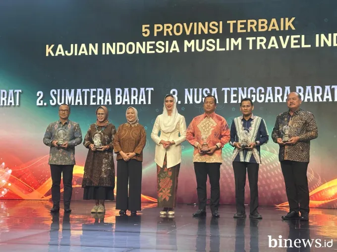 Sumbar Raih Dua Penghargaan Bergengsi di Indonesia Muslim Travel Index 2025