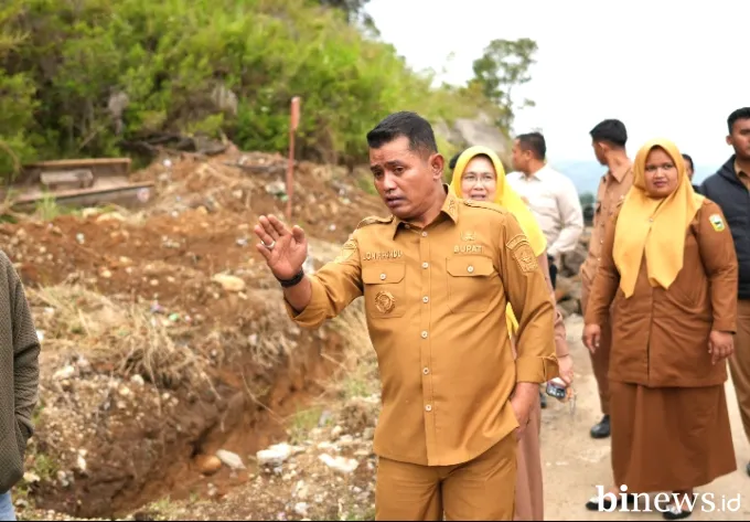Tanggapi Keluhan Masyarakat, Bupati Solok Tinjau Kondisi Jalan Jorong Kampuang Dalam...