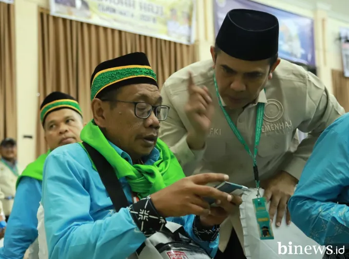 Tiba di Asrama Haji, Ketua PPIH Ingatkan Jemaah Kloter 6 Jaga Kartu Nusuk Tidak Hilang