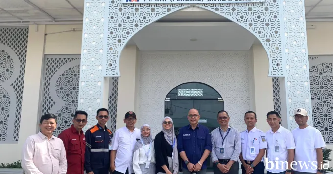 PT Kereta Api Indonesia (Persero) Divisi Regional II...