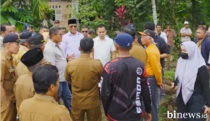 Tindaklanjuti Laporan Warga, Komisi I DPRD Padang Tinjau Lokasi Pembangunan RKB SMAN 17