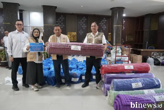 UNP Charity Jadi Pusat Donasi untuk Korban Banjir Sumatera Barat
