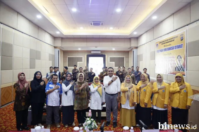 UNP Gelar Pelatihan Bahasa Isyarat bagi Personel Polresta Padang, Perkuat Layanan Hukum...