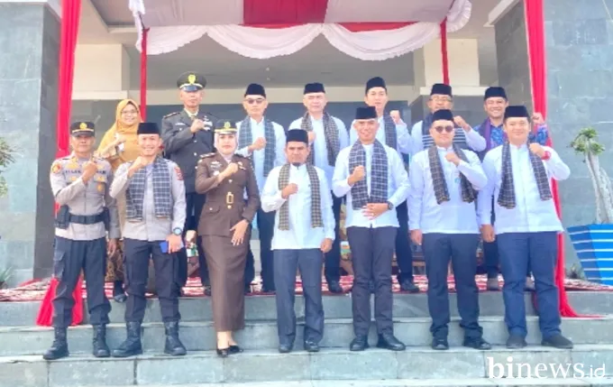 Wabup Candra Inspektur Upacara Hari Kesaktian Pancasila Tingkat Kabupaten Solok Tahun 2025
