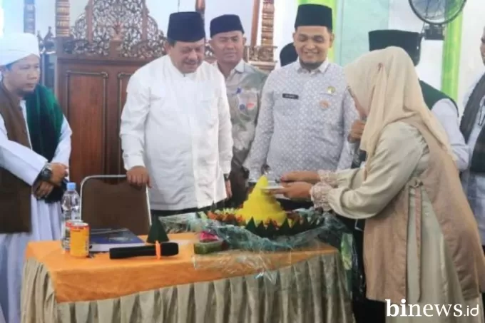Wabup Leli Arni Hadiri Haul ke-8 Majelis Qolbunsalim, Kuatkan Silaturahmi Lewat Zikir