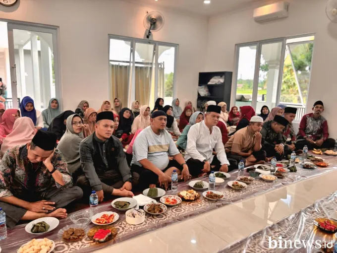 Wabup Solok Hadiri Acara Makan Sadaun Suku Koto di Nagari Koto Sani