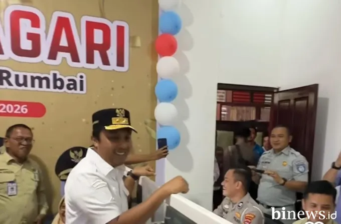 Wagub Vasko Resmikan Samsat Nagari Sungai Rumbai, Tekankan Pelayanan Cepat dan Mudah