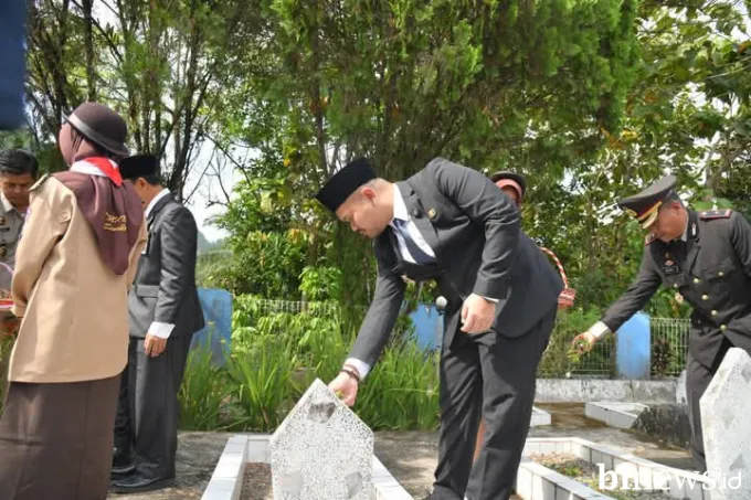 Wawako Sawahlunto Pimpin Upacara Peringatan Harkitnas ke-117 dan Serahkan Penghargaan...