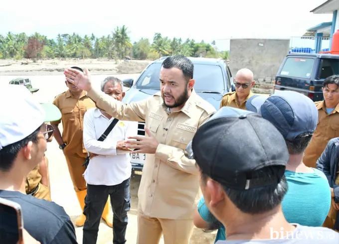 Wako Fadly Amran Dampingi Sestama BNPB Tinjau Kondisi Warga Terdampak Bencana