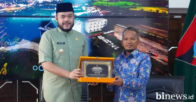 Wako Fadly Amran dan Ombudsman Larang Sekolah Jual Pakaian Seragam