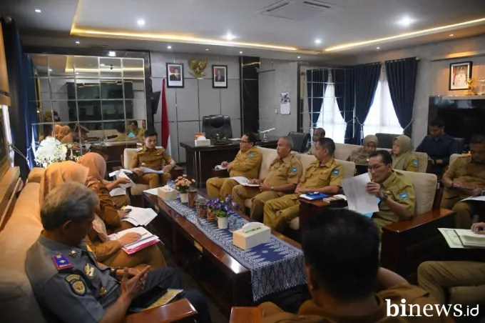 Wali Kota Sawahlunto Pimpin Rapat Penguatan Pendapatan Daerah Bersama OPD