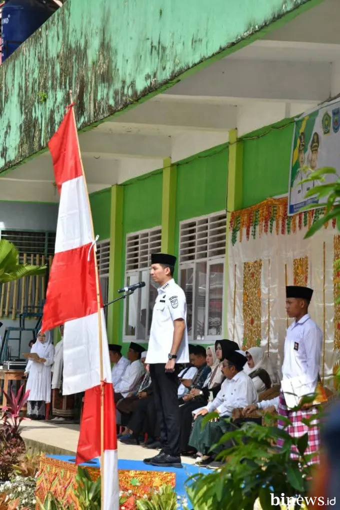 Wali Kota Sawahlunto Pimpin Upacara Peringatan Hari Santri Nasional 2025