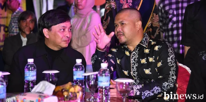 Wawako Jeffry Dampingi Yovie Widianto di Puncak SIMFes, Sawahlunto Terima Piagam KEN dari...