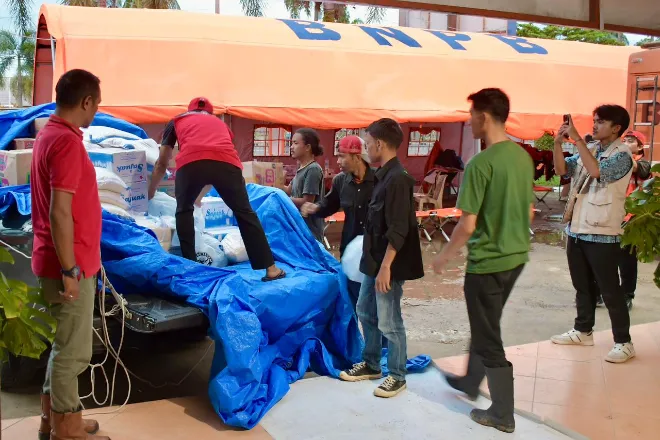 Pendistribusian bantuan