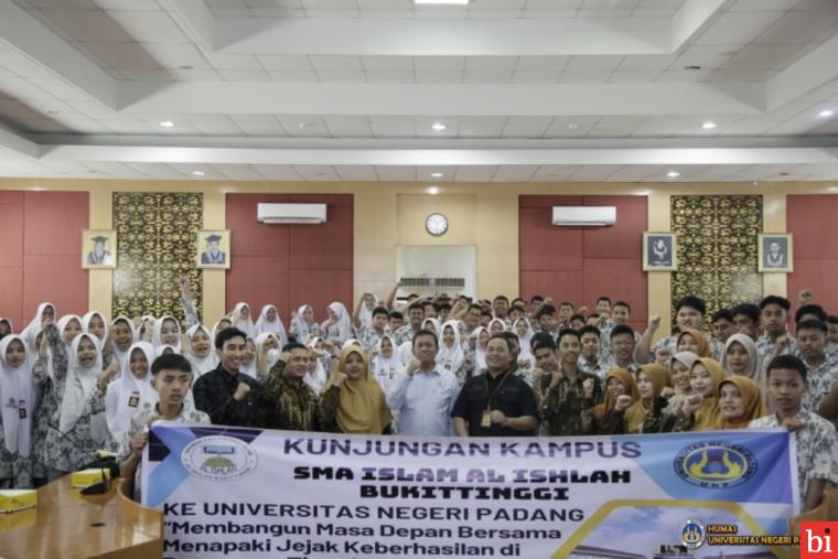 110 Siswa SMA Islam Al Ishlah Bukittinggi Kunjungi UNP untuk Mengenal Lebih Dekat...