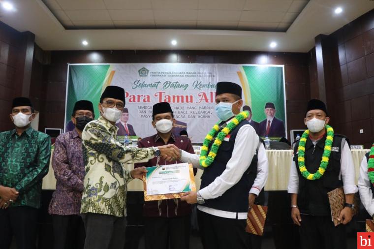 131 Jemaah Haji Limapuluh Kota Telah Kembali