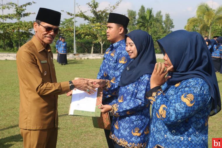 462 ASN Dilantik Bupati Safaruddin Sebagai Jabatan Fungsional Dan Serahkan 78 Petikan SK...