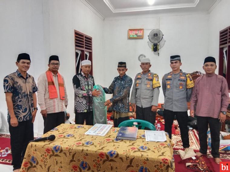 Anggota DPRD Kabupaten Dharmasraya Sambut Hangat Tim Safari Ramadhan Kabupaten