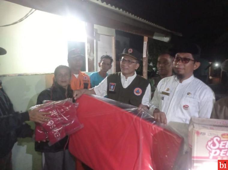 Angin Kencang, Empat KK Terdampak Dibantu Pemko Padang