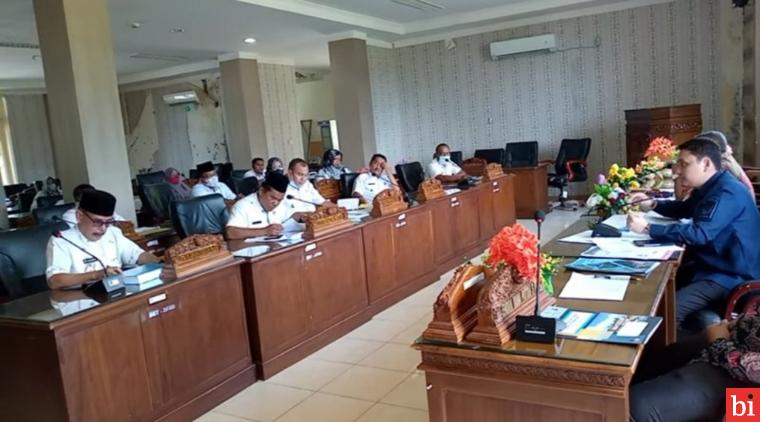 Bahas LKPJ Bupati Pasbar 2021, Komisi-komisi DPRD Pasbar Adakan Rapat Bersama OPD dan...