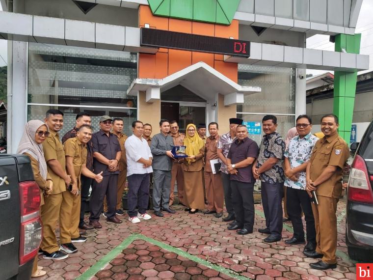 Bahas Perda Pemberian Insentif dan Kemudahan Investasi, DPRD Pasbar Kunker ke DPMPTSP