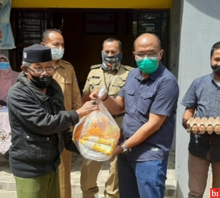 Bantu Masyarakat di Tengah Pandemi, Ketua DPRD Sumbar Gelar Pasar Murah