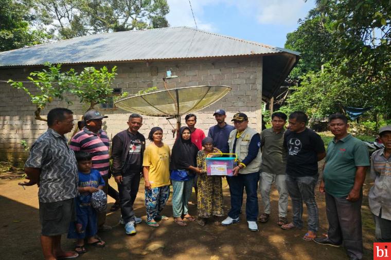 Bantuan Rumah Nenek Nurbaina Terus Berdatangan,Bupati, Baznas, dan Wali Nagari Bergerak...