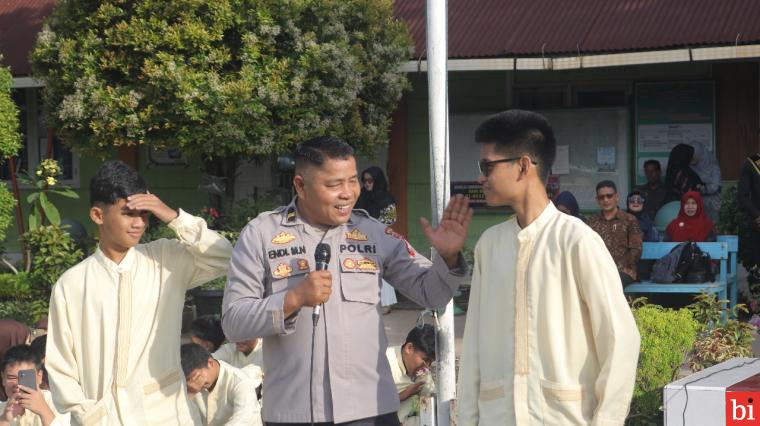 Bidhumas Polda Sumbar Gelar Sosialisasi Bijak Bermedia Sosial di SMA Negeri 2 Padang