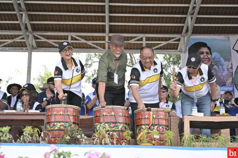 Buka Festival Tepi Ayer, Gubernur Mahyeldi: Lingkungan yang Terpelihara Memberikan Manfaat