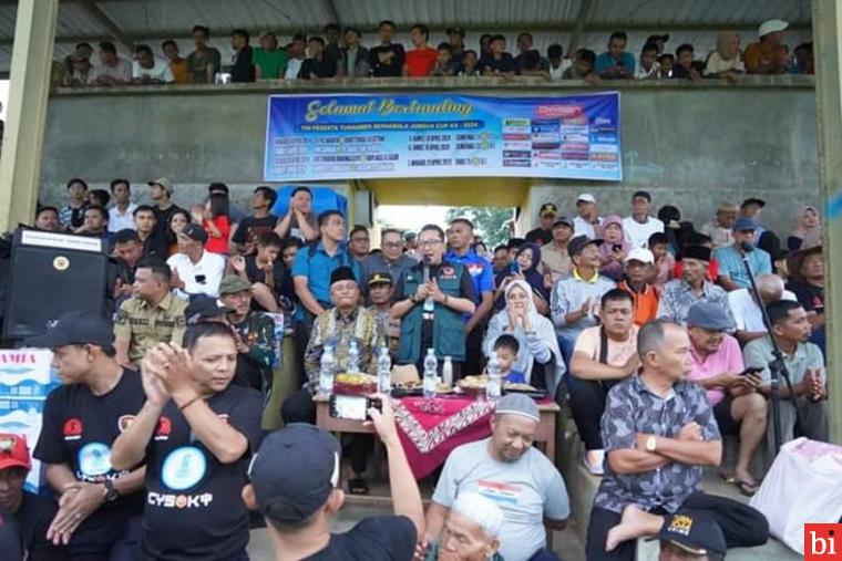 Buka Turnamen Sepakbola Jordus Cup, Bupati Eka Putra Sampaikan Apresiasi