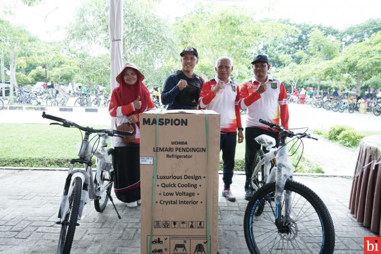 Bupati Asahan Lepas Peserta Fun Bike Meriahkan Peringatan HUT Ke-77 RI