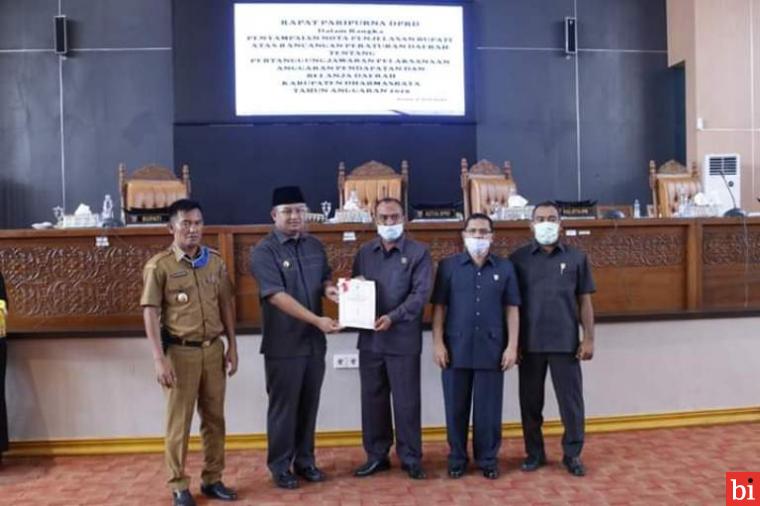 Bupati Dharmasraya Sampaikan Ranperda Pertanggungjawaban Pelaksanaan APBD 2019