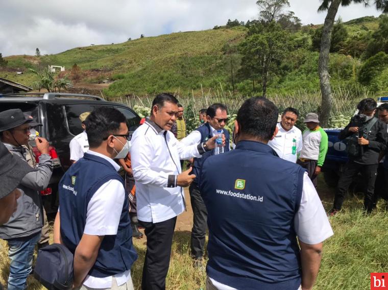 Bupati Epyardi dan Direktur Utama PT. Food Station Kunjungi 3 Kawasan Potensial di Alahan...