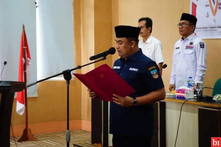 Bupati Kukuhkan Sejumlah Administrator dan Pejabat Pengawas