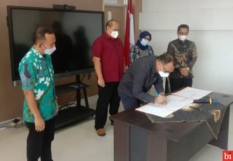 Bupati Mentawai Tanda Tangan MoU Bersama PLN dan Mitra