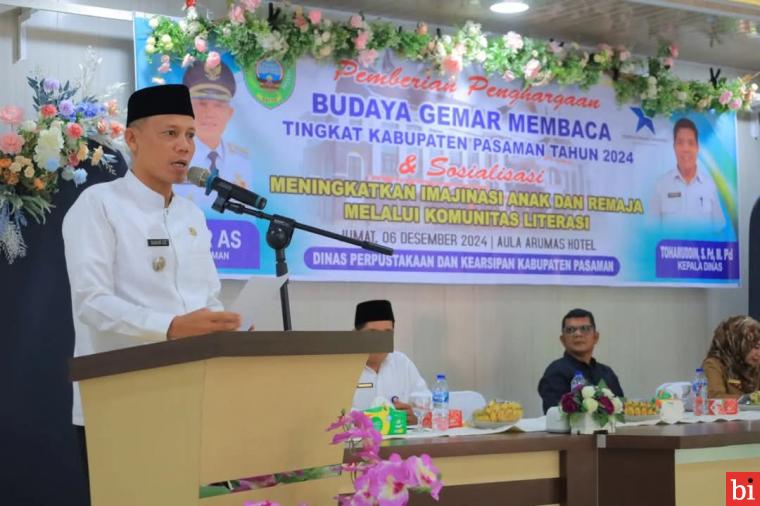 Bupati Sabar AS, Berikan Penghargaan Pegiat dan Bunda Literasi