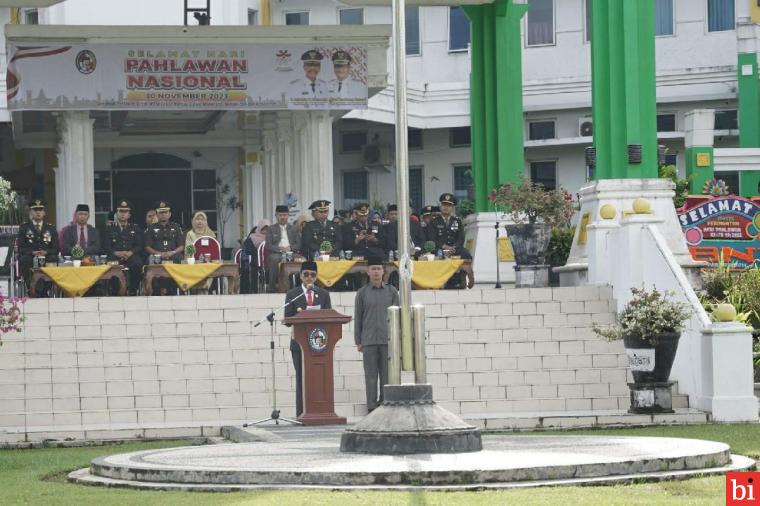 Bupati Safaruddin :  Momen Hari Pahlawan Jadi Energi Untuk Mengelola Kekayaan Alam dan...