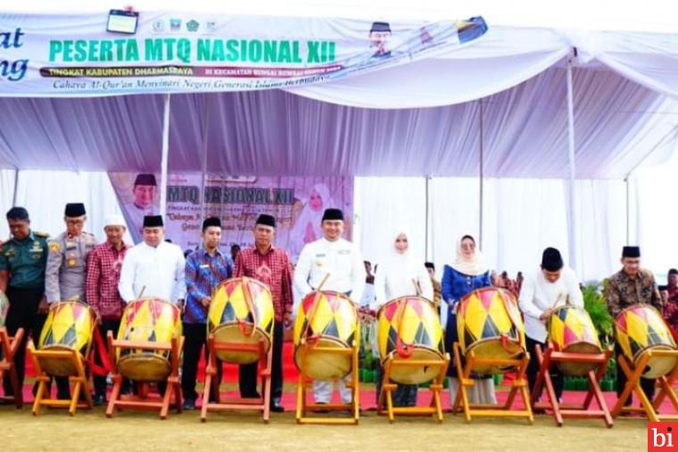 Bupati Sutan Riska Buka MTQ Nasional ke XII Tingkat Kabupaten Dharmasraya