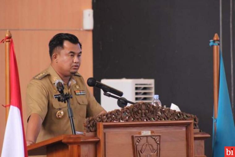 Bupati Sutan Riska Sampaikan Rancangan APBD 2022