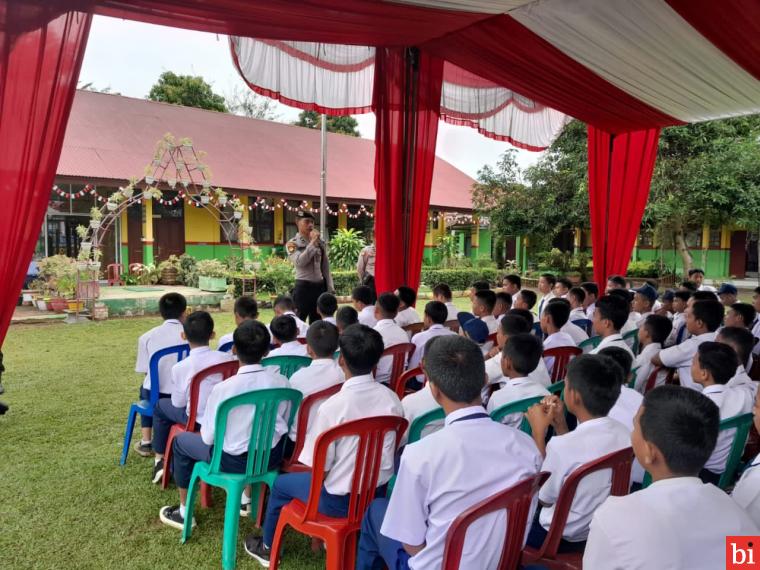 Cegah Perilaku Bullying, Polres Dharmasraya Sambangi Sekolah