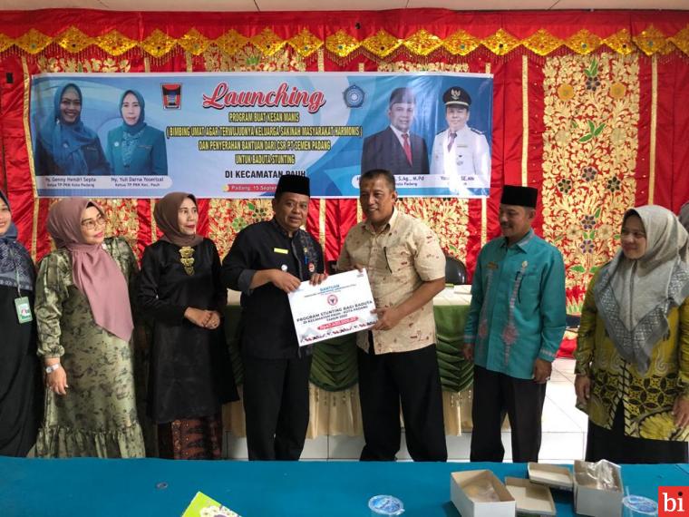 Cegah Stunting, Semen Padang Salurkan Bantuan PMT di Pauh