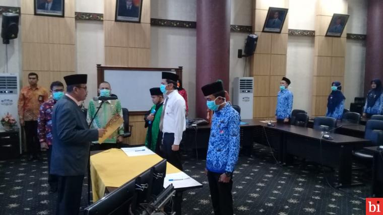 CPNS Pemko Padang Dilantik dan Diambil Sumpah Jabatan Menjadi PNS